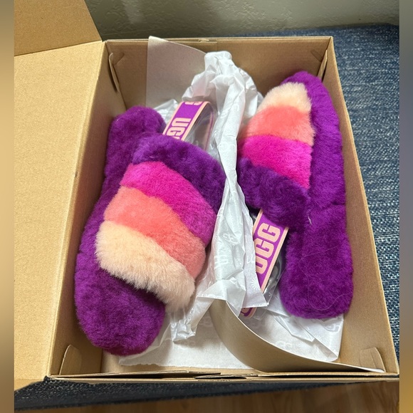 UGG Fluff Yeah Slides - Picture 5 of 9